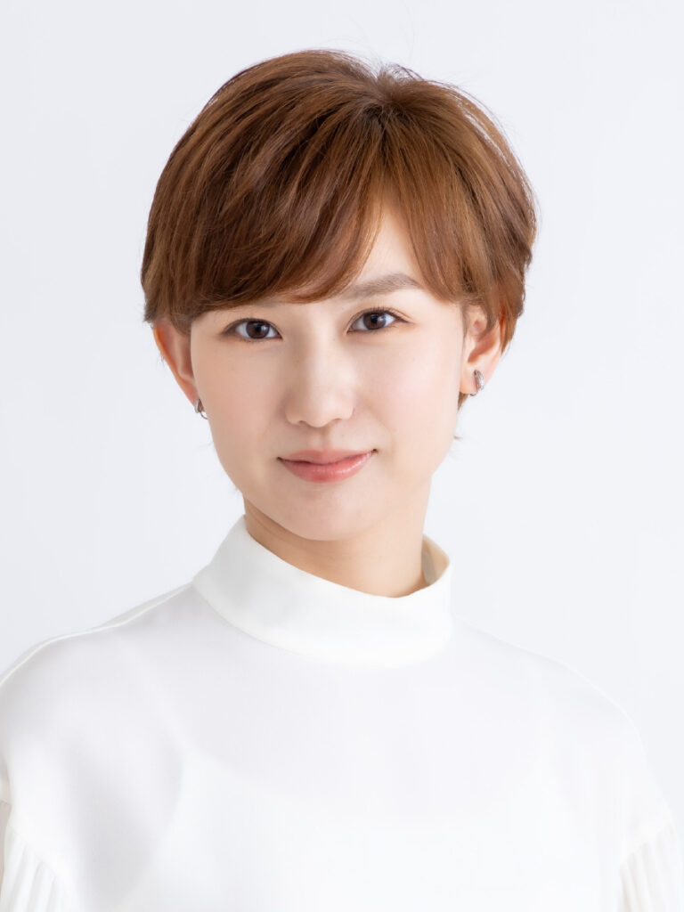 綺城ひか理